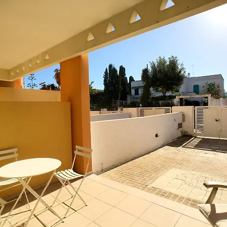 Villetta Greenbeach Con Giardino A Baia Verde